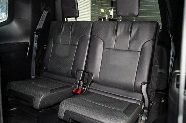 2022 Toyota Landcruiser Sahara image 13