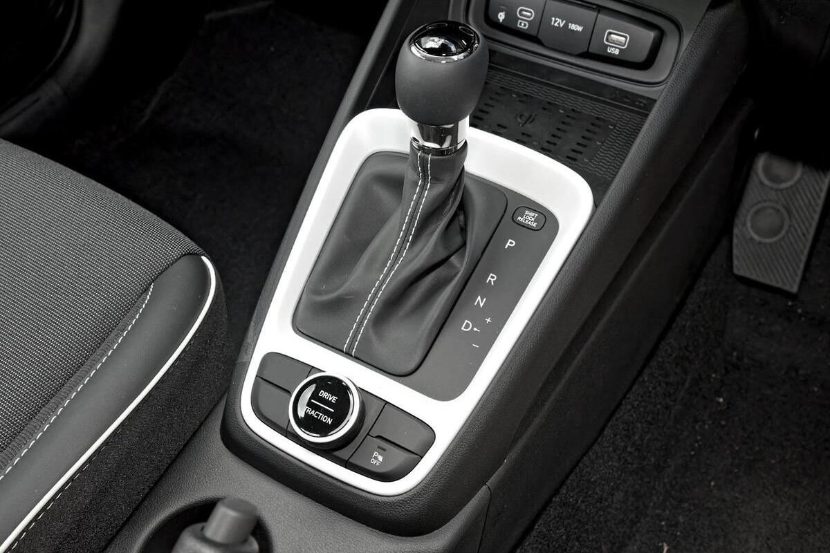 2024 Hyundai Venue Active Auto MY24 image 17