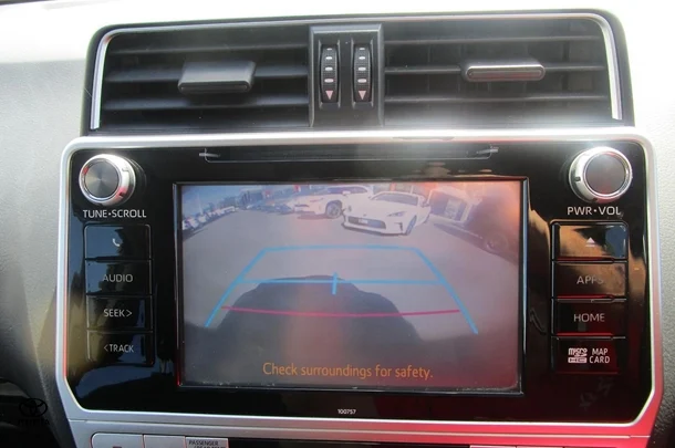 2019 Toyota Prado GXL image 17