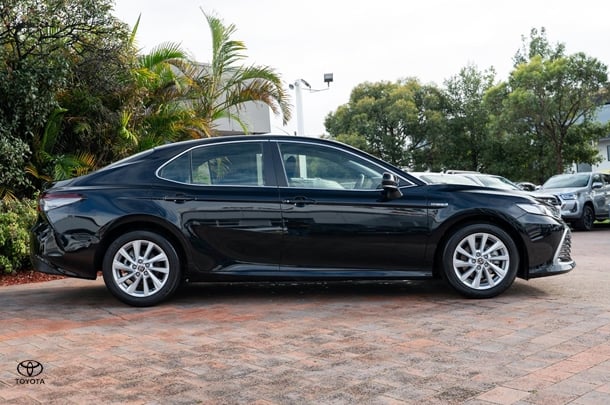 2023 TOYOTA Camry Hybrid Ascent image 3
