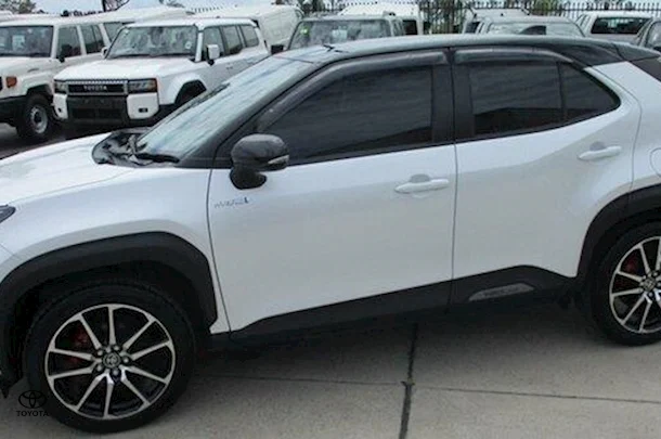 2022 Toyota Yaris Cross Hybrid GR-S image 12