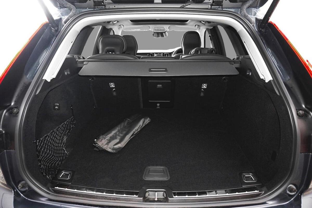 2024 Volvo XC60 Plus B5 Auto AWD MY25 image 8