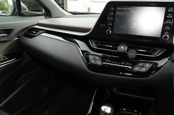 2022 Toyota C-HR Koba 2WD image 10
