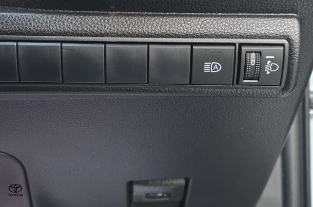2019 Toyota Corolla Ascent Sport image 18