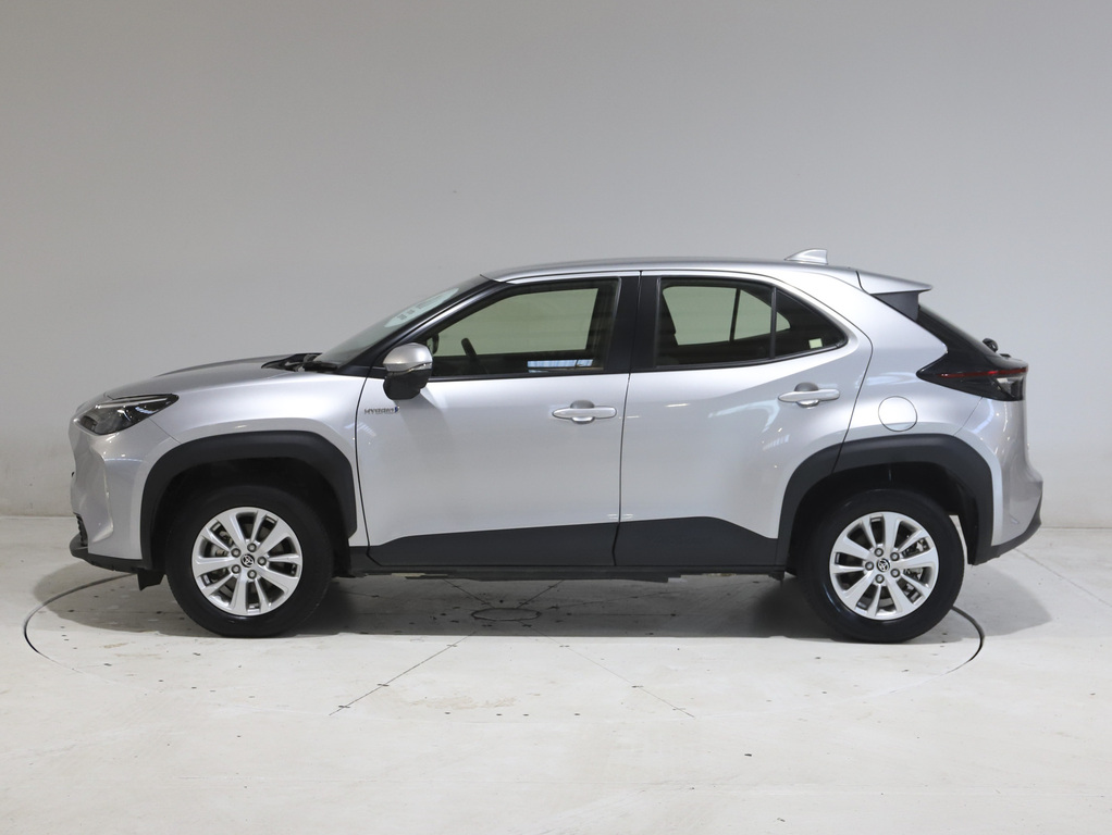 2022 Toyota Yaris Cross Hybrid GX image 4