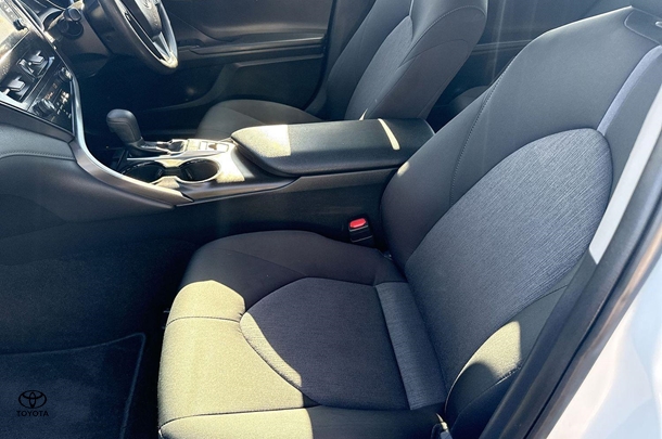 2021 Toyota Camry Hybrid Ascent image 24