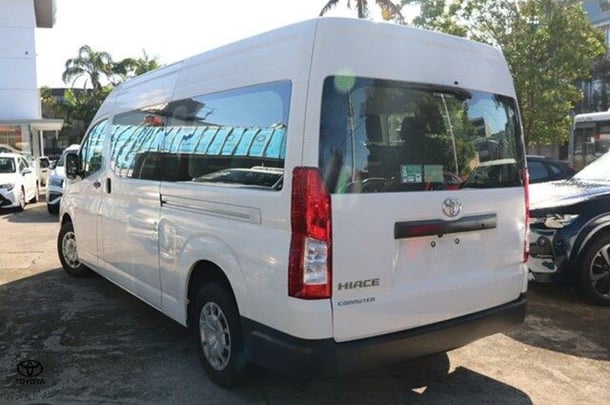 2019 Toyota Hiace SLWB image 3
