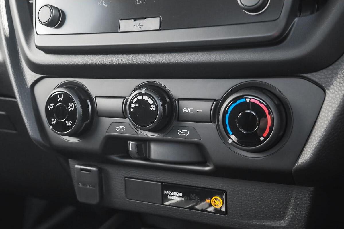 2024 Isuzu D-MAX SX High Ride Auto 4x2 MY24 image 12