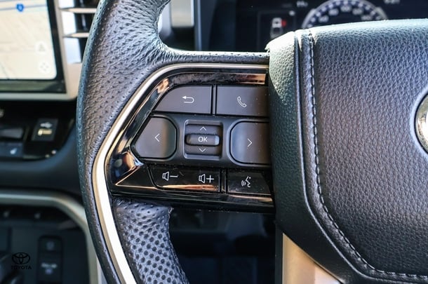 2023 Toyota Tundra Limited image 19