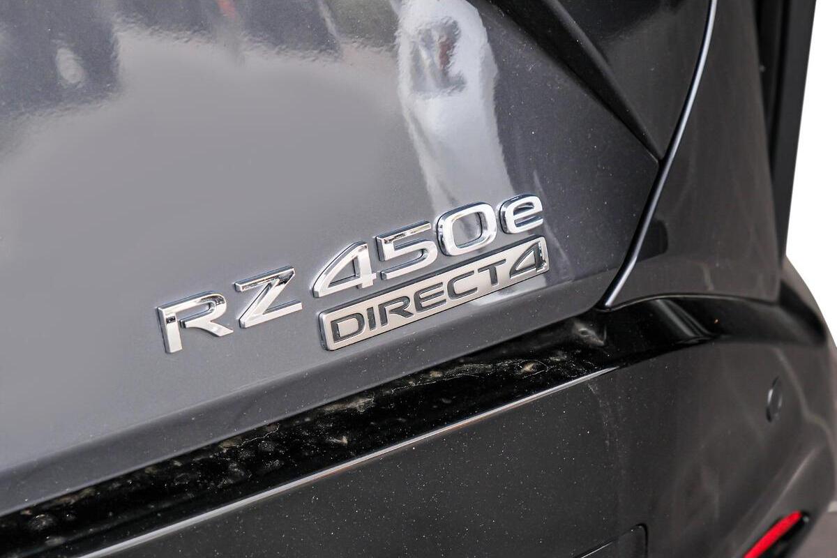 2025 Lexus RZ RZ450e Sports Luxury Auto image 9