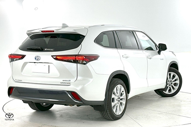 2024 Toyota Kluger Hybrid AWD GRANDE image 10