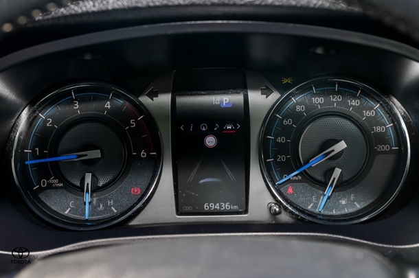 2022 Toyota HILUX Rugged X image 13