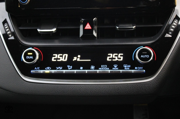 2020 Toyota Corolla Hatch Hybrid SX image 20