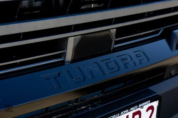 2023 Toyota Tundra Limited image 2