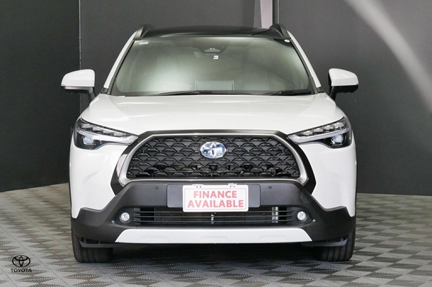 2023 Toyota Corolla Cross HV Atmos image 2