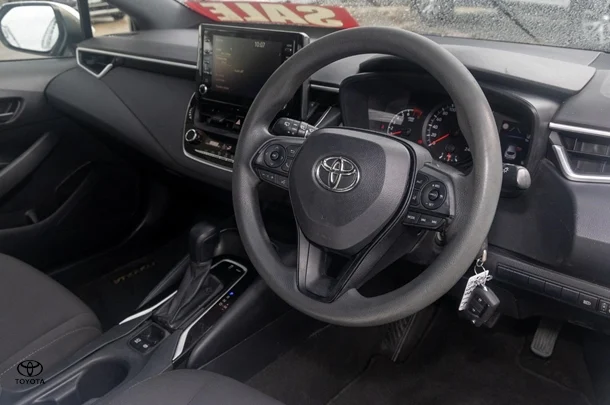 2018 Toyota Corolla Ascent Sport image 7