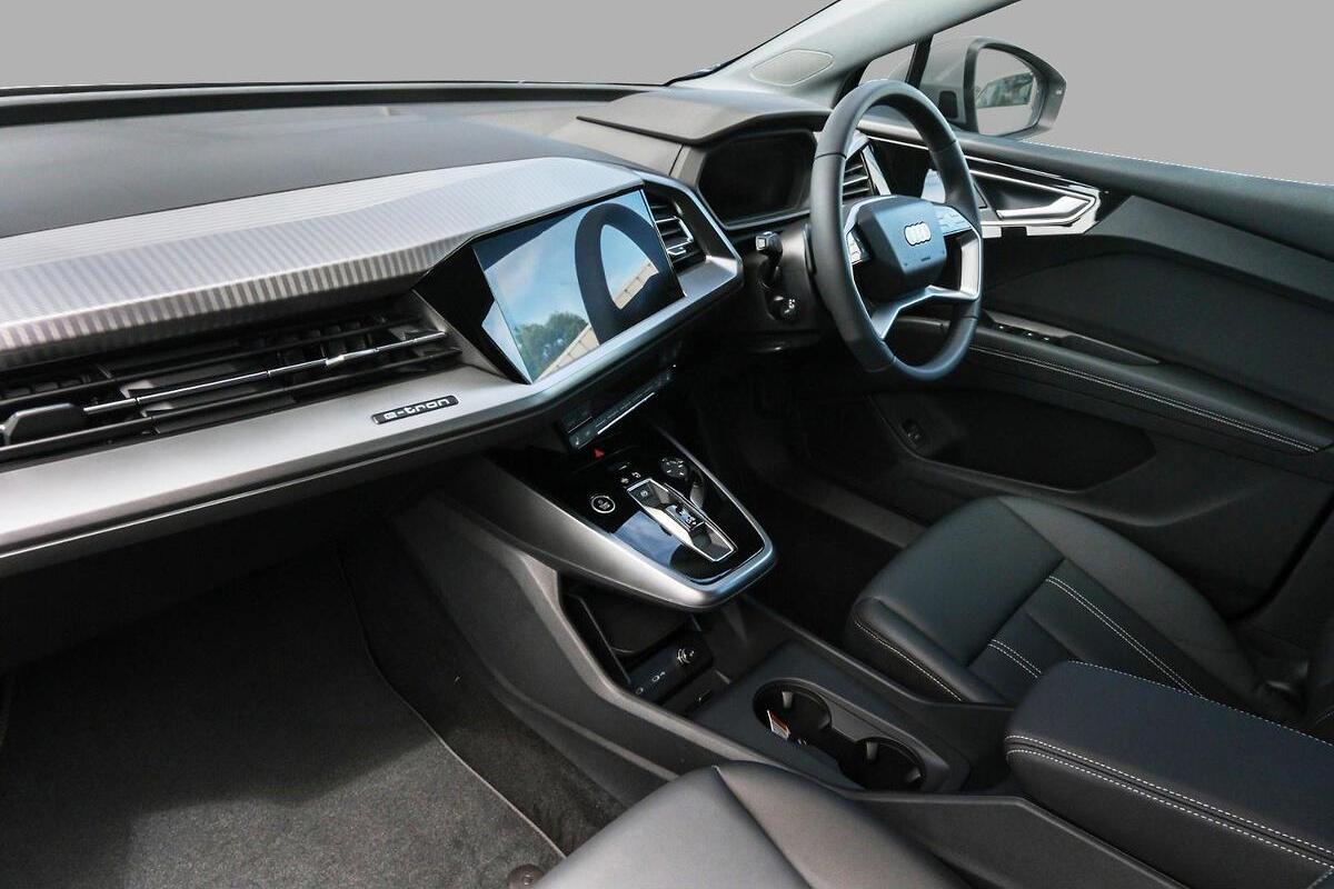 2025 Audi Q4 e-tron 45 Auto MY25 image 7