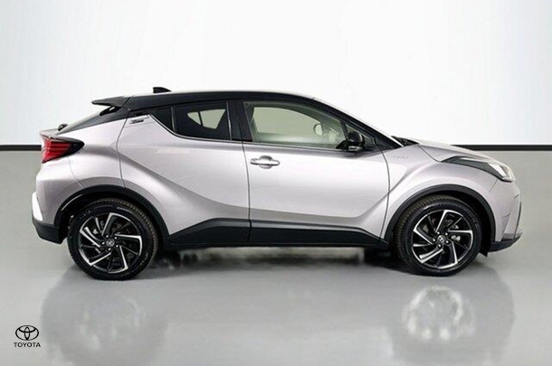 2020 Toyota CH-R Koba AWD image 11