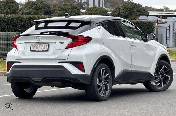 2022 Toyota C-HR Koba 2WD image 3