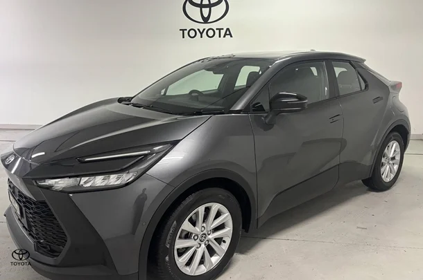 2023 Toyota C-HR Hybrid GXL-2WD image 3