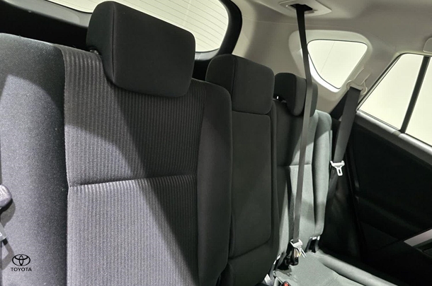 2018 Toyota RAV4 GX-2WD image 28