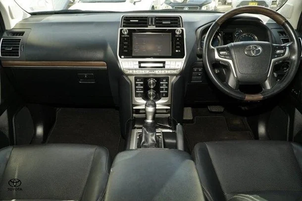 2019 Toyota Prado Kakadu image 5