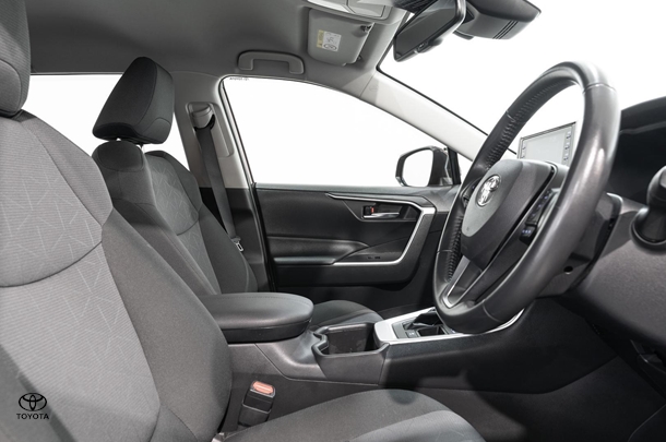 2022 Toyota RAV4 Hybrid GXL-2WD image 25
