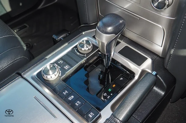 2021 Toyota Landcruiser VX image 19