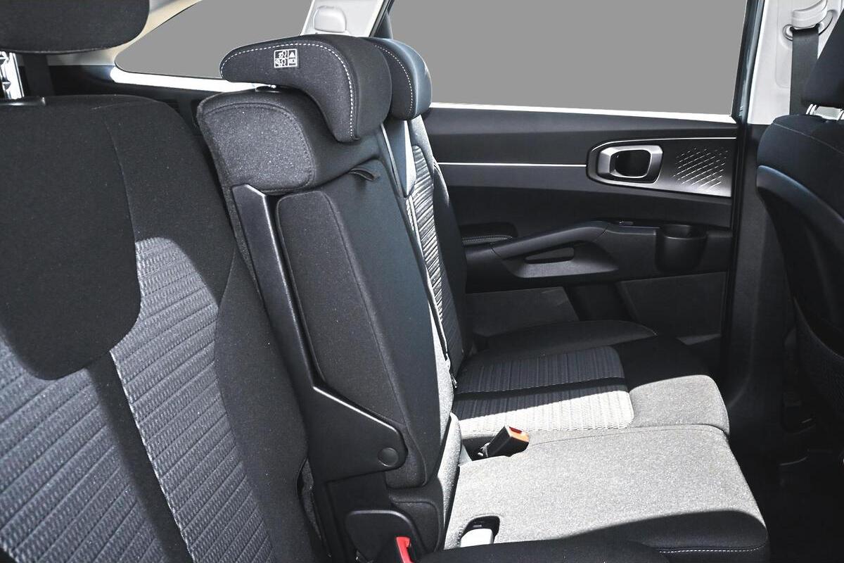 2024 Kia Sorento S Auto AWD MY25 image 9