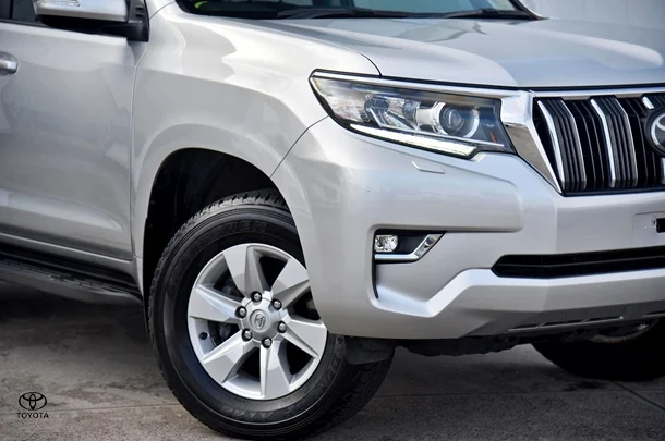 2020 Toyota Prado GXL image 2