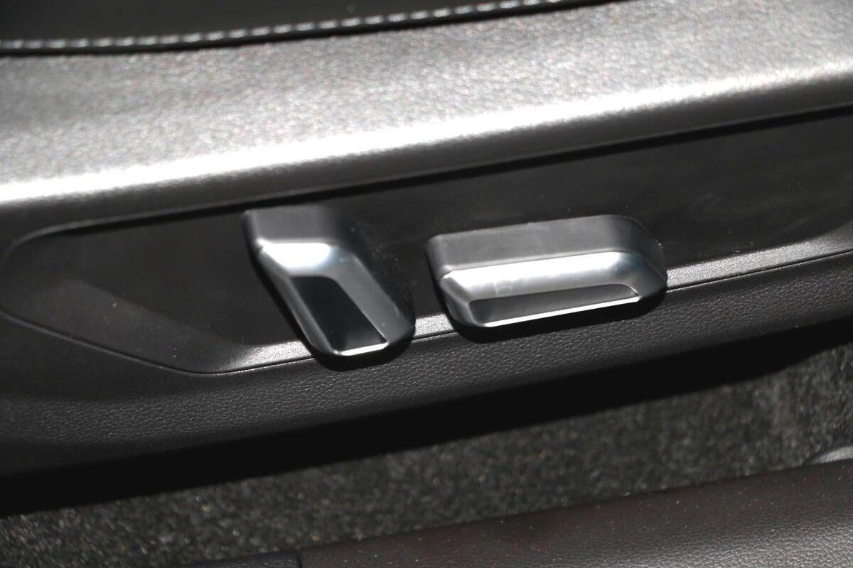 2025 GWM Haval Jolion Lux Hybrid Auto image 18