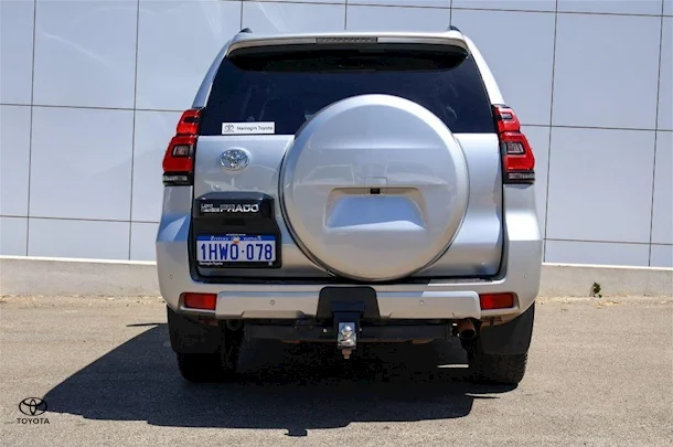 2019 Toyota Prado VX image 5