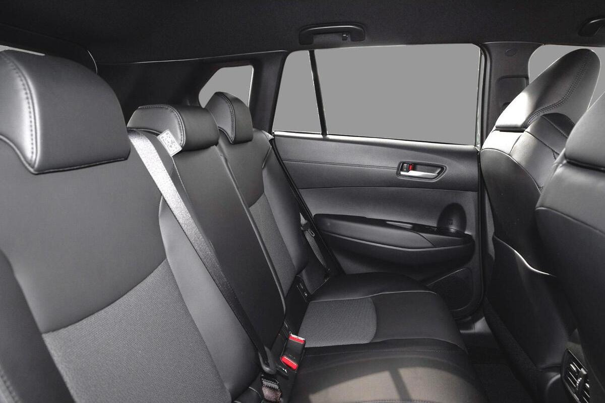 2024 Toyota Corolla Cross GXL Auto 2WD image 8