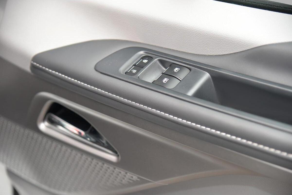 2024 LDV eDeliver 7 LWB Auto image 15