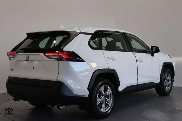 2022 Toyota RAV4 Hybrid GX AWD image 5