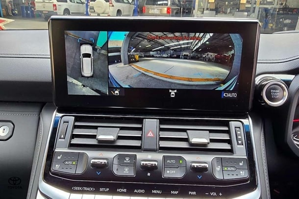 2023 Toyota LandCruiser Sahara image 24