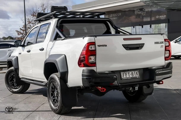 2023 Toyota HILUX GR-S image 2