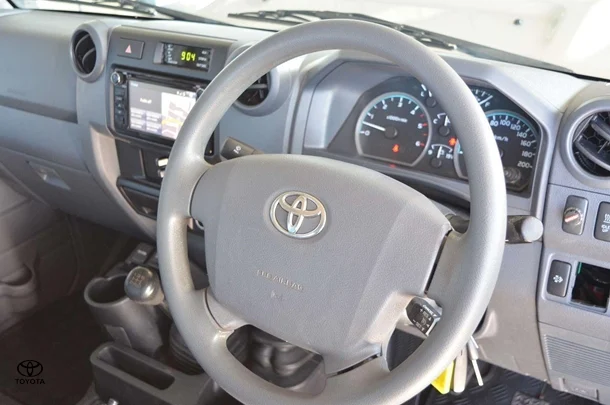 2020 Toyota LC Military GXL image 20