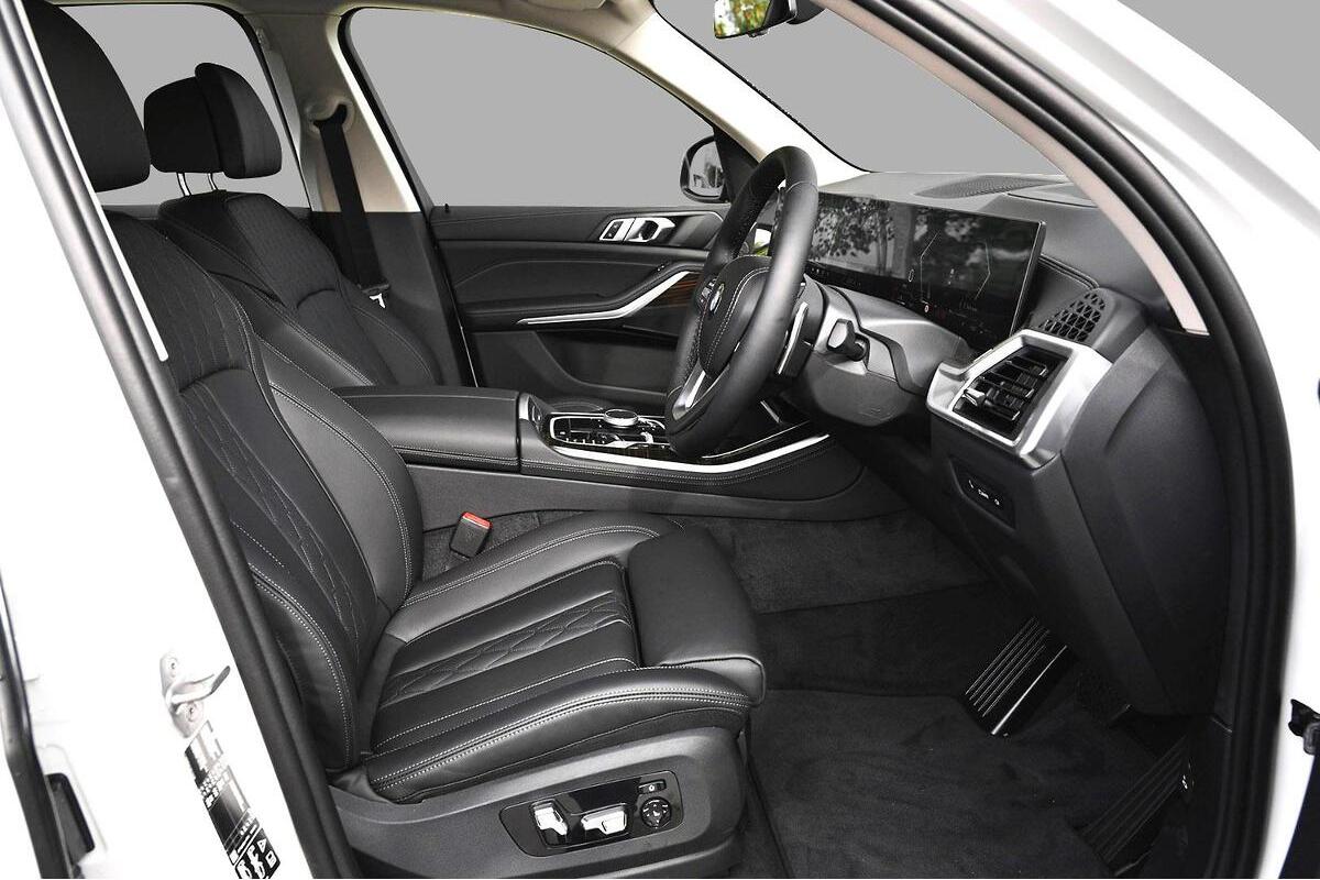 2025 BMW X5 xDrive30d xLine G05 LCI Auto 4x4 image 5