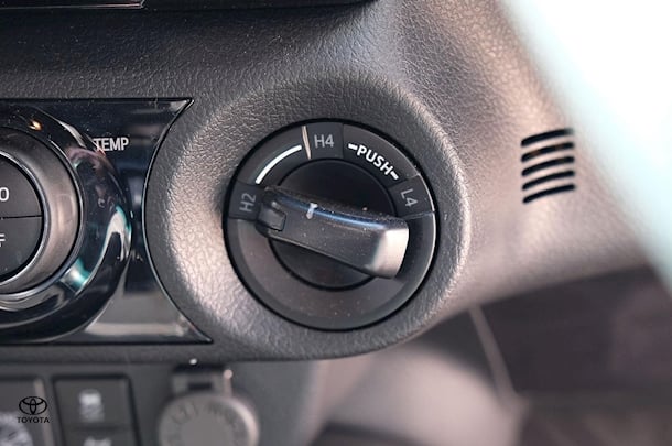 2023 Toyota Hilux GR Sport image 21