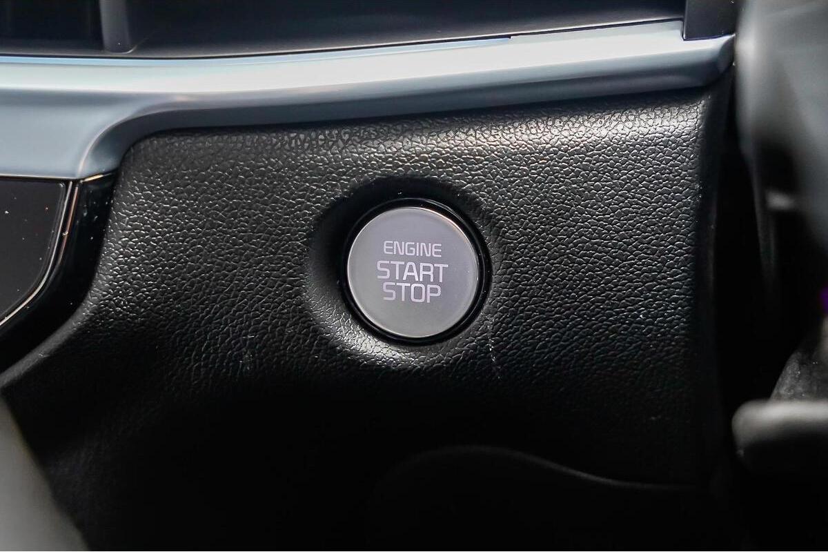 2024 Kia Sorento GT-Line Auto MY25 image 14