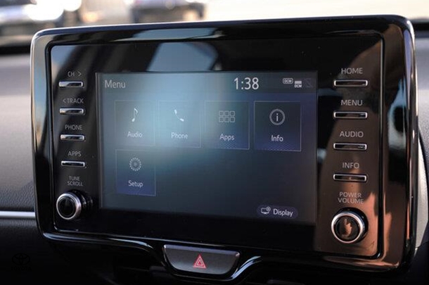 2022 Toyota Yaris Cross Hybrid GX image 17