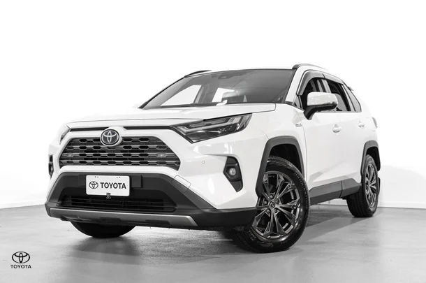 2021 Toyota RAV4 Hybrid GXL-2WD image 3