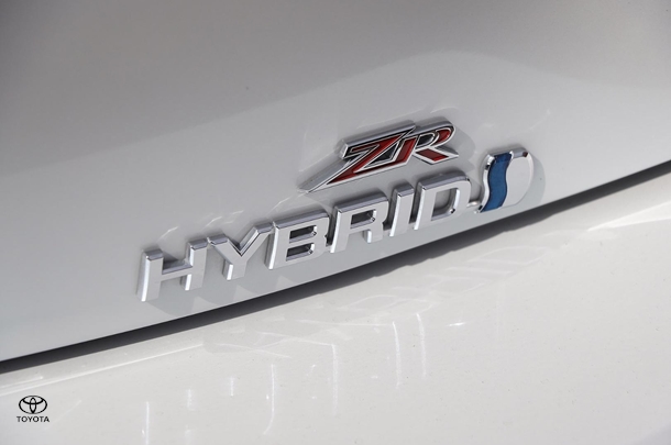 2023 Toyota Corolla ZR image 15