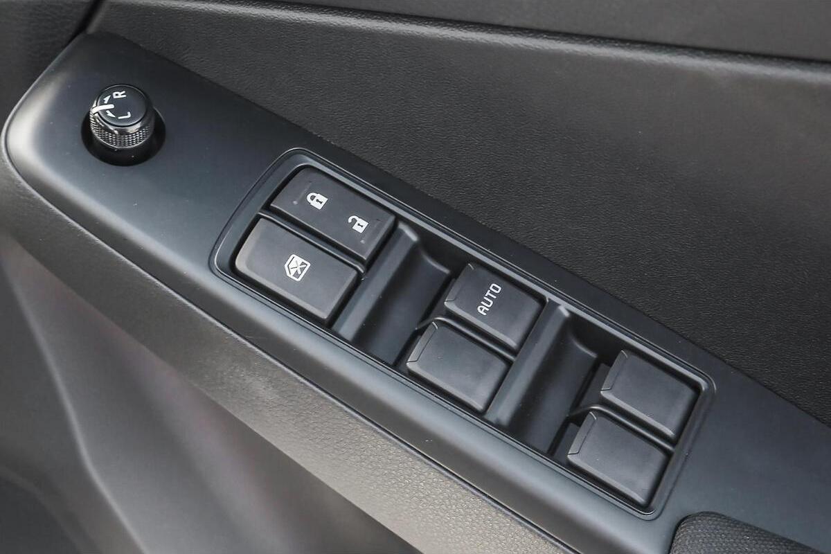 2024 Isuzu D-MAX SX High Ride Auto 4x2 MY24 image 9