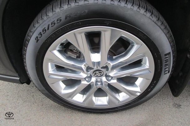 2021 Toyota Kluger Hybrid AWD GRANDE image 20