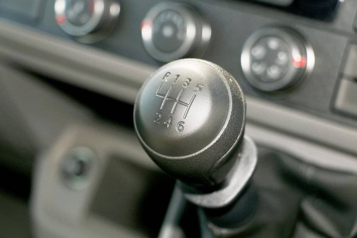 2024 Volkswagen Crafter 35 TDI340 SY1 Medium Wheelbase Manual FWD MY24 image 15