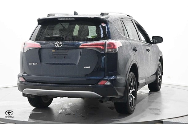 2018 Toyota RAV4 GXL AWD image 5