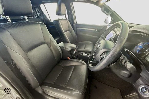2020 Toyota Hilux Rogue image 12