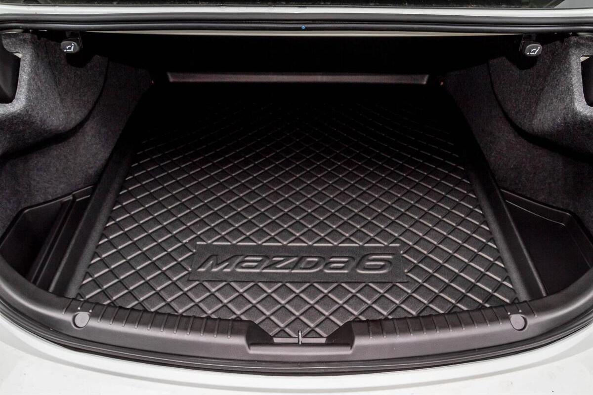 2024 Mazda 6 20th Anniversary GL Series Auto image 6